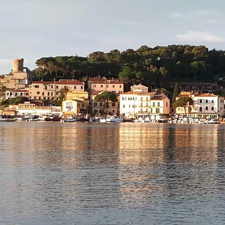 Casa Franco * マリーナ・ディ・カンポ